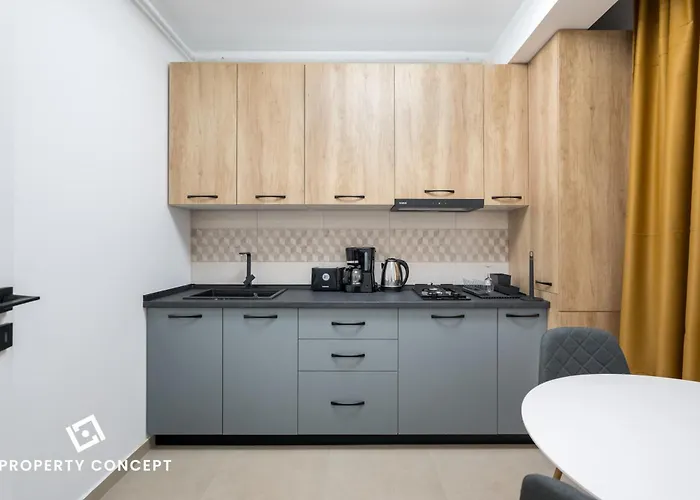 Apartment Plaza 106 *