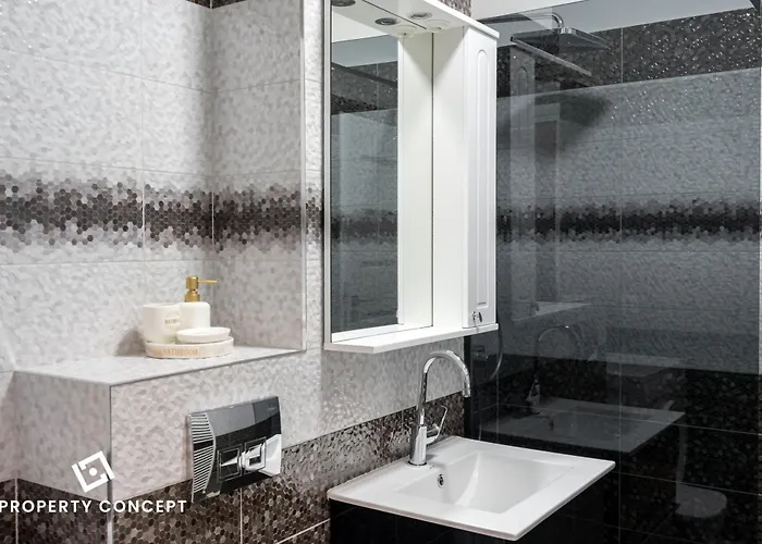 Apartment Plaza 106 *