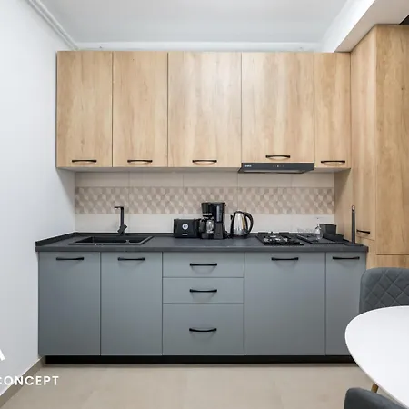 Apartment Plaza 106 *