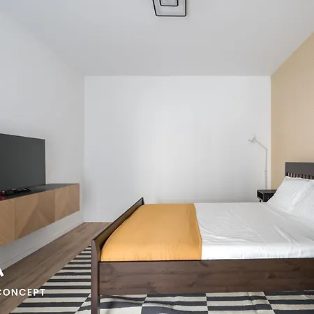 Plaza 106 * Boekarest