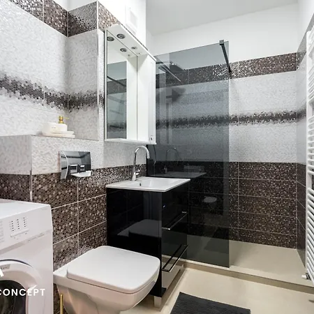 Apartment Plaza 106 *