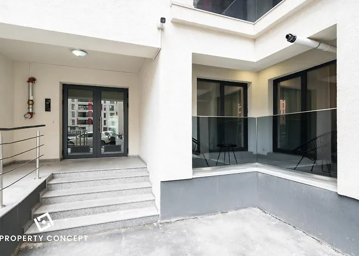 Plaza 106 Апартаменти